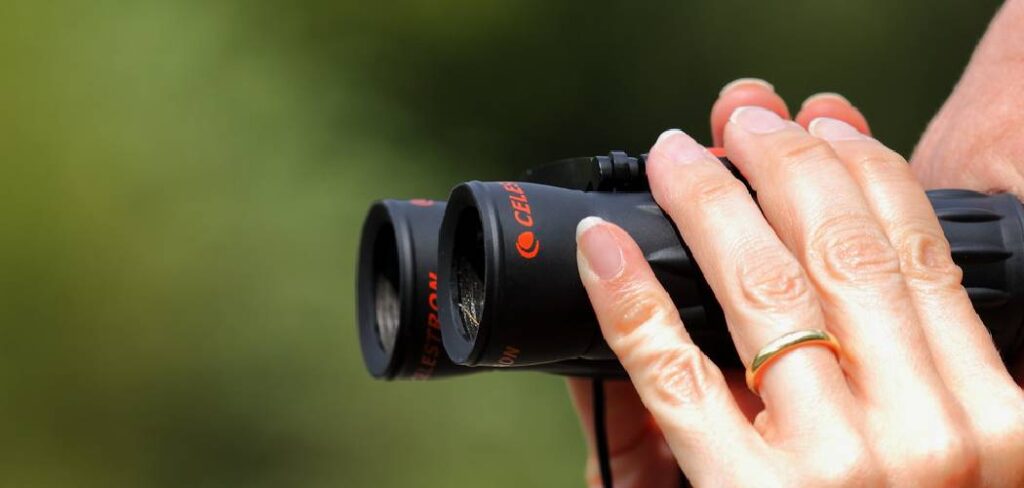 How to Use Binoculars