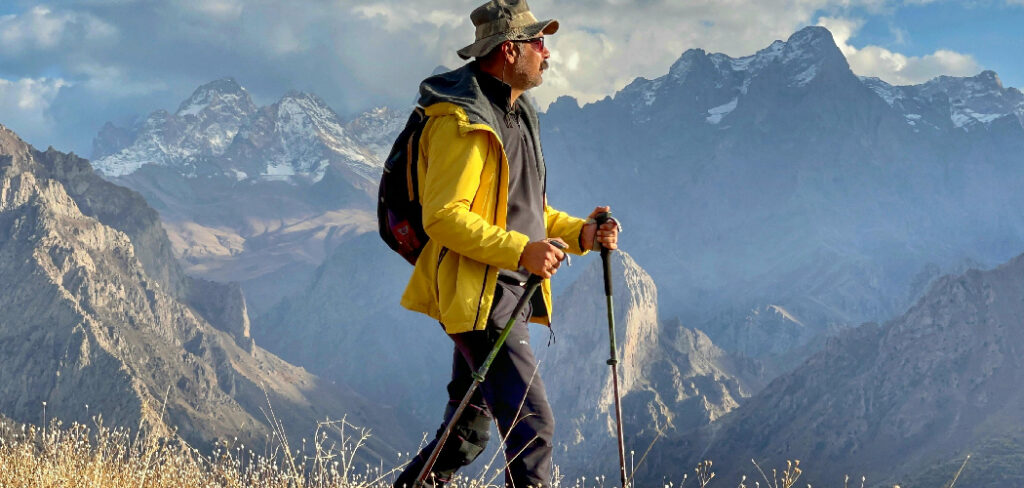 How to Choose Hiking Poles