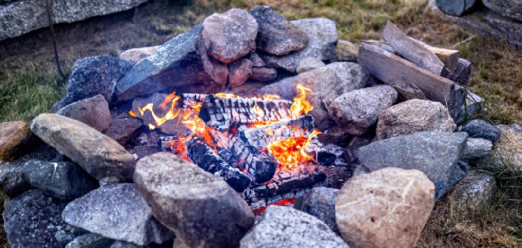 How to Make a Fire With Rocks
