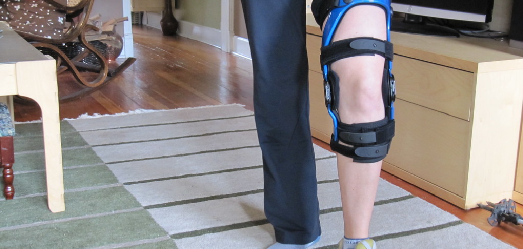 How to Wrap a Knee for Hiking